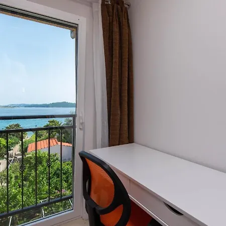 Ferienwohnung Fuer 6 Personen Ca 90 Qm In Orebic, Dalmatien Sueddalmatien Apartment *